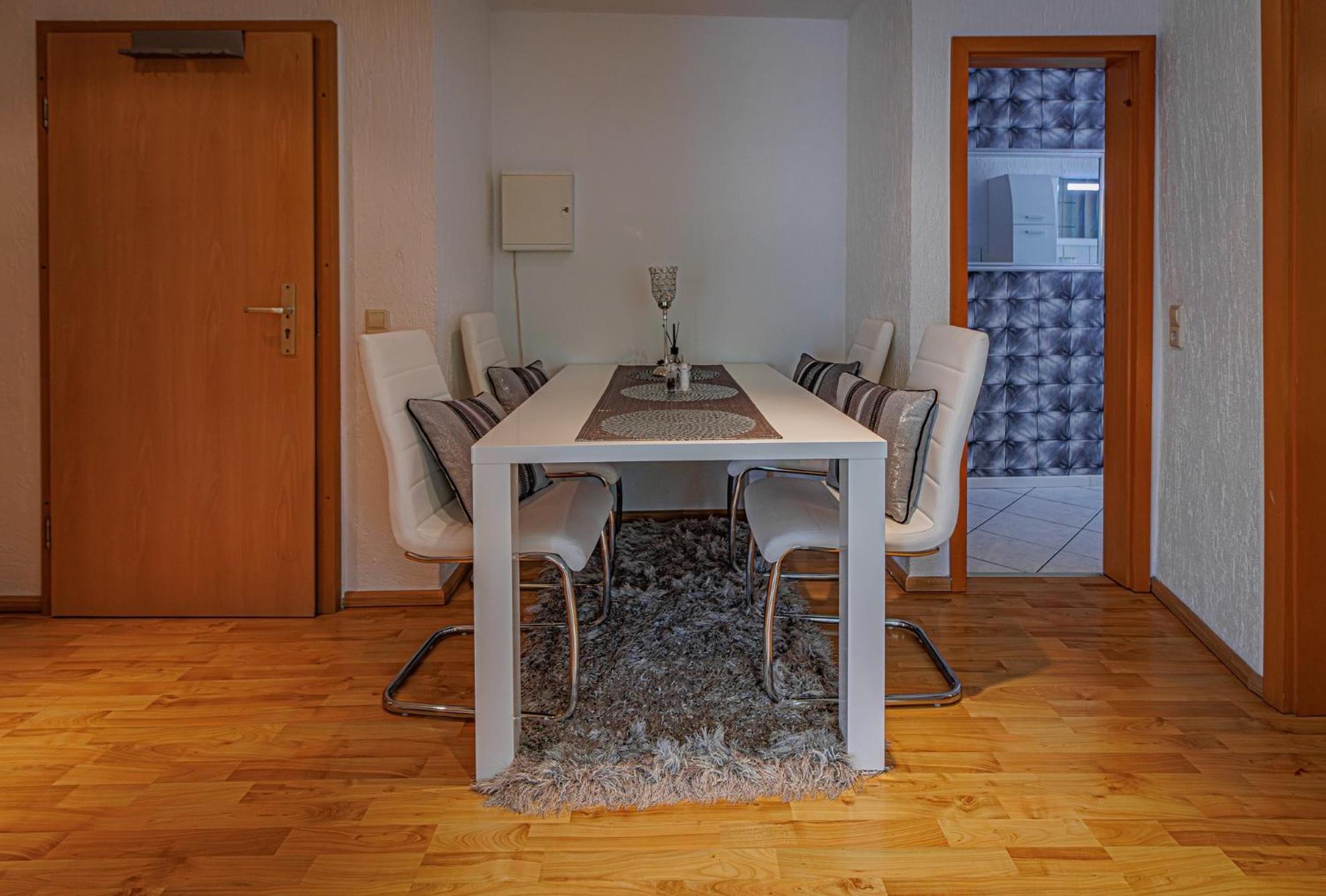 Wohnen Ueber Einem Mediterranen Restaurant,Apartment 2 Oder 3 لبسيا المظهر الخارجي الصورة