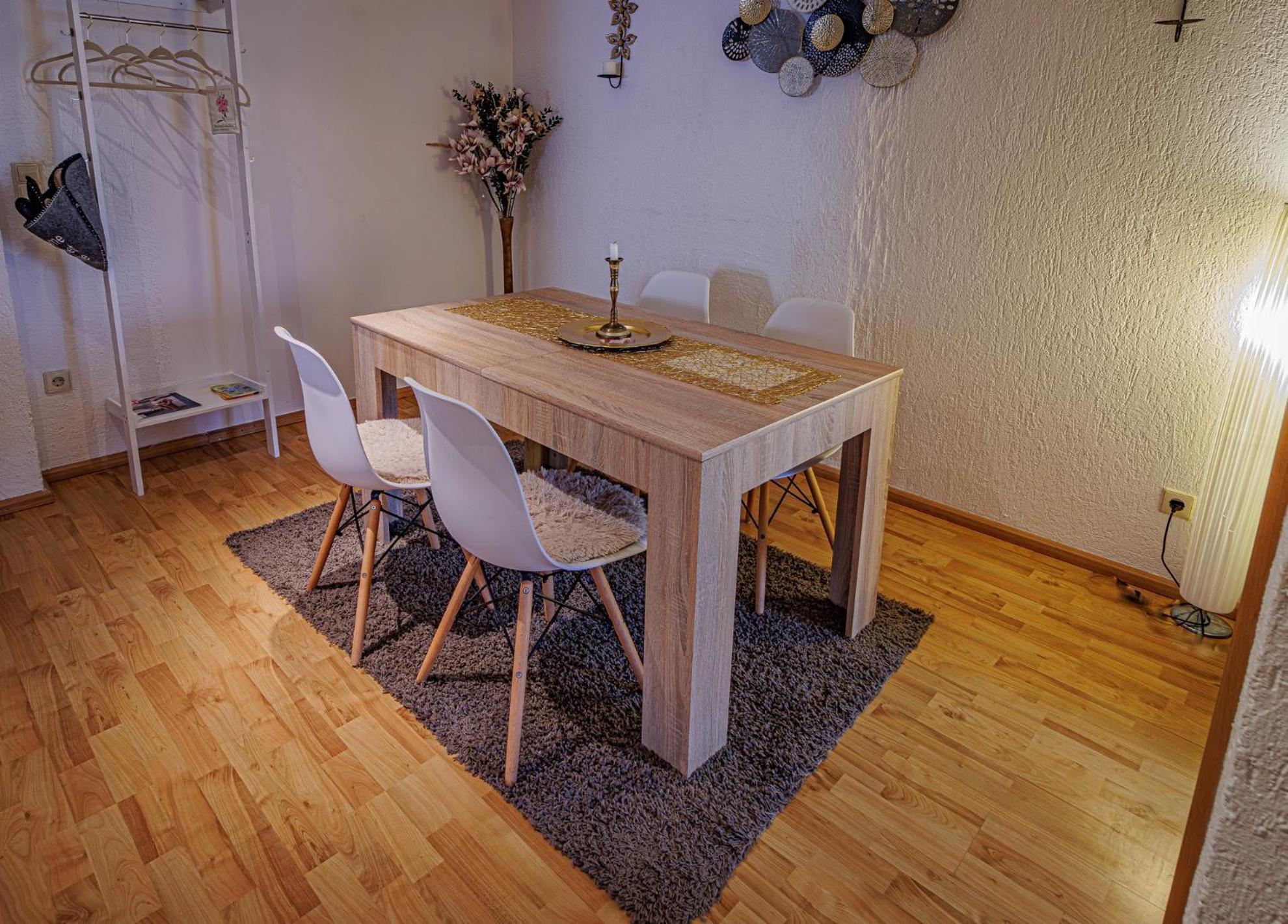 Wohnen Ueber Einem Mediterranen Restaurant,Apartment 2 Oder 3 لبسيا المظهر الخارجي الصورة