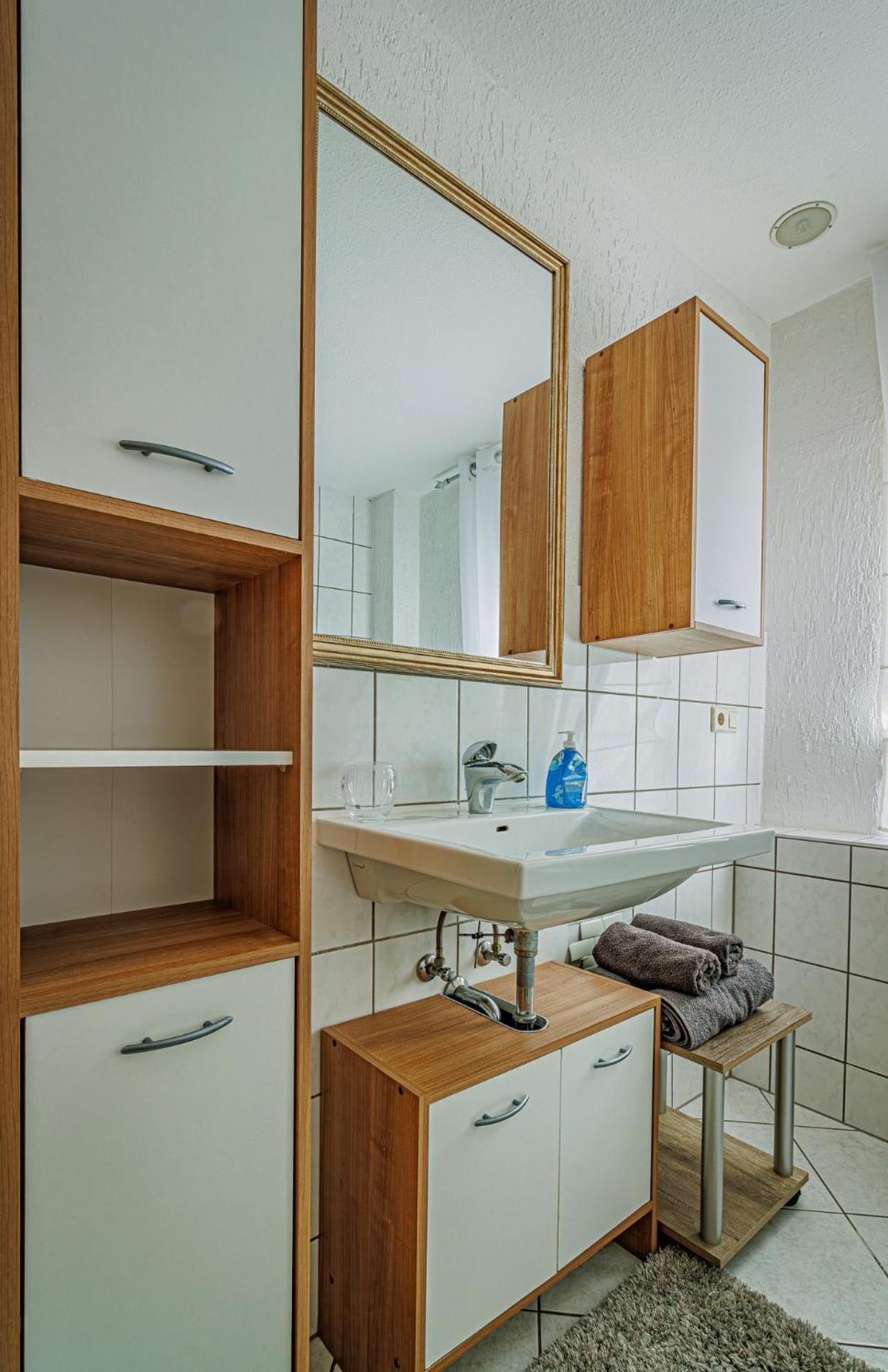 Wohnen Ueber Einem Mediterranen Restaurant,Apartment 2 Oder 3 لبسيا المظهر الخارجي الصورة