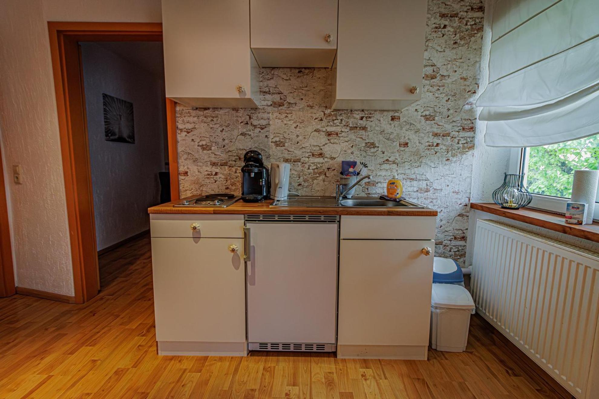 Wohnen Ueber Einem Mediterranen Restaurant,Apartment 2 Oder 3 لبسيا المظهر الخارجي الصورة